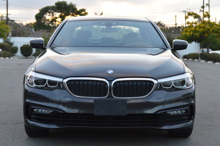 bmw 5 series 2018 WBAJB1C59JG624185 image bmw 5 series 2018 WBAJB1C59JG624185 image